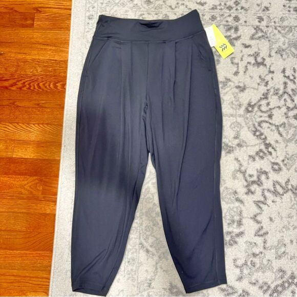 NWT All in Motion Black Loose Fit Mid-Rise Practice Pants Size Small - Picture 5 of 10